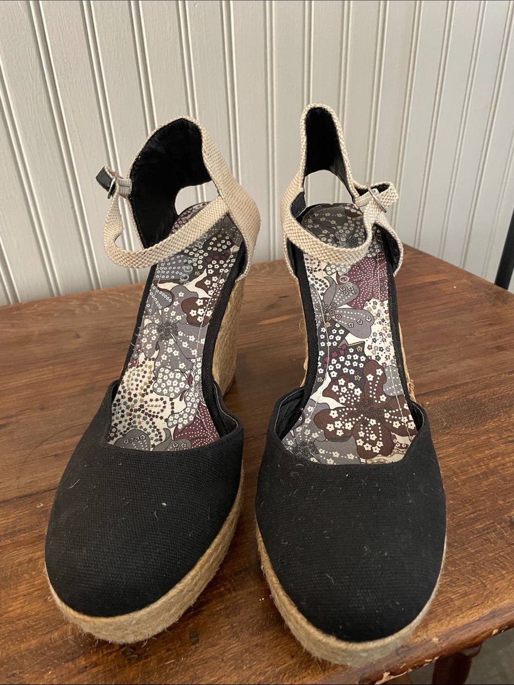 BAMBOO Black Canvas Wedge Espadrilles with Natural Jute